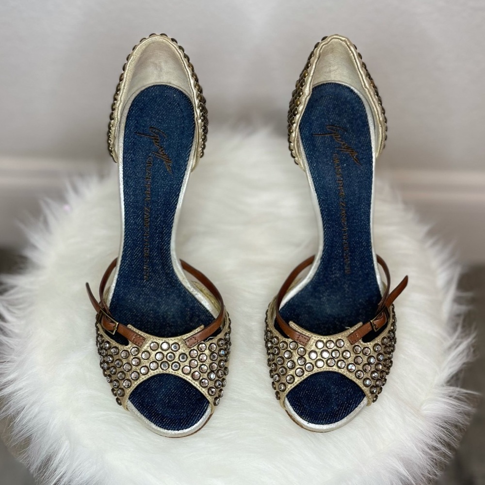 Giuseppe Zanotti Size 6.5 Rhinestone Studded Heels
